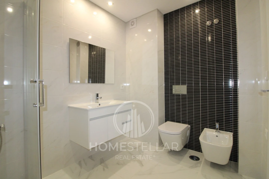 Apartamento T2 para Venda em Corroios Foto 15