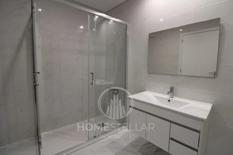 Apartamento T2 para Venda em Corroios Foto 16