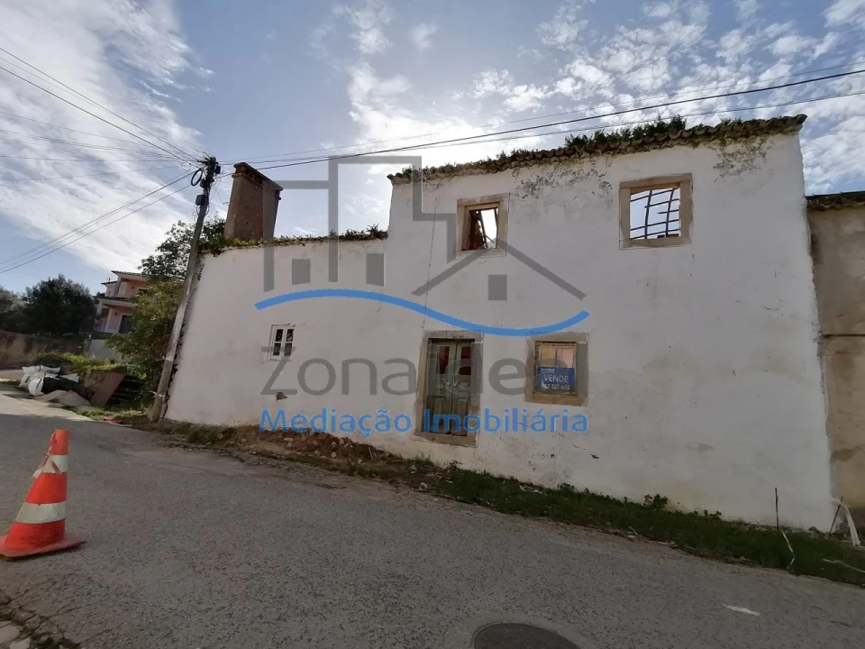 Moradia T3 para Venda em Ventosa Foto 1