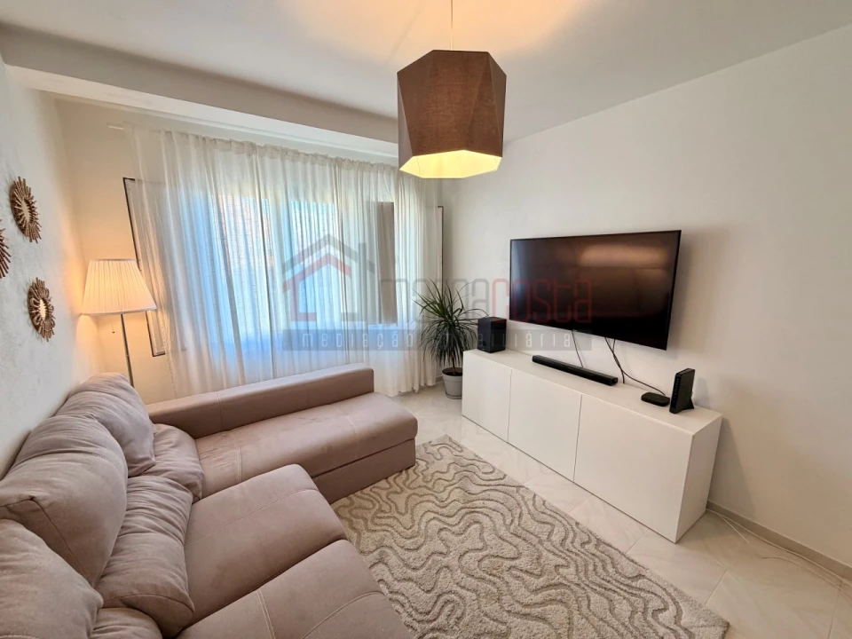 Apartamento T2 para Venda em Peniche Foto 2