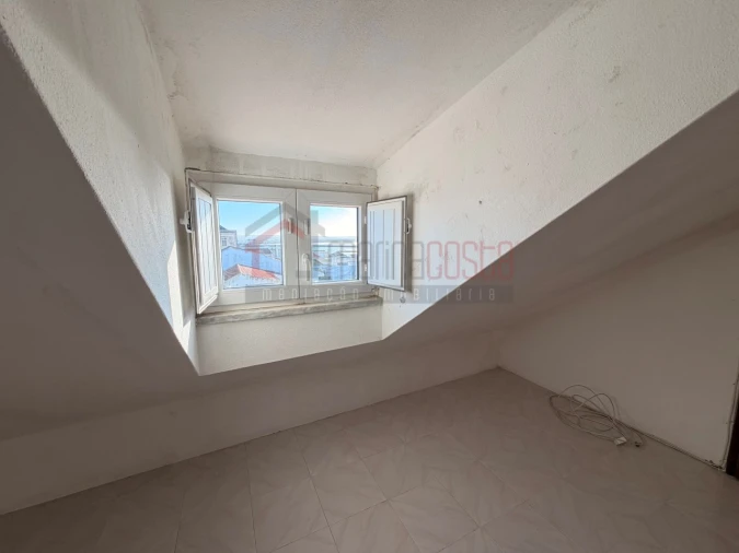Apartamento T2 para Venda em Peniche Foto 18