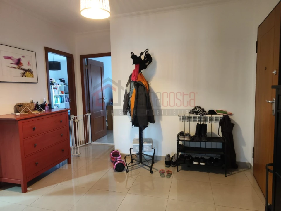 Apartamento T2 para Venda em Peniche Foto 3