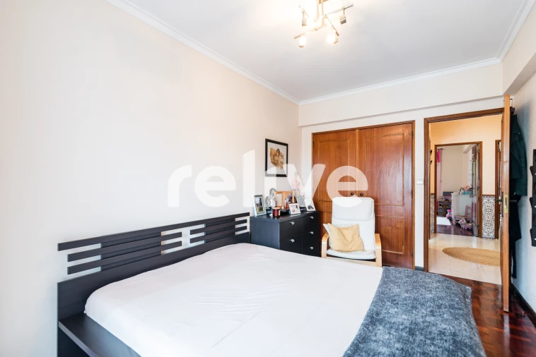 Apartamento T2 para Venda em Queluz e Belas Foto 9