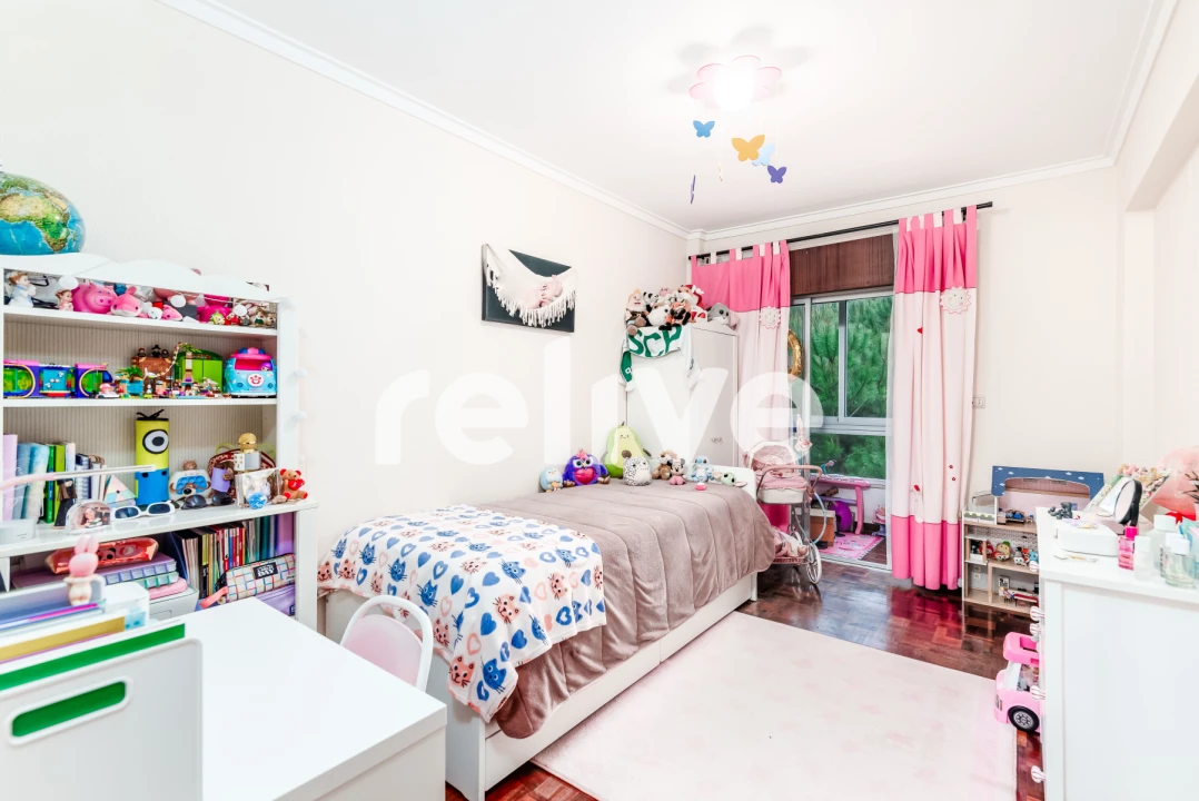 Apartamento T2 para Venda em Queluz e Belas Foto 4