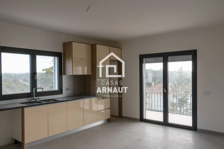 Moradia T4 para Venda em Pombal Foto 3