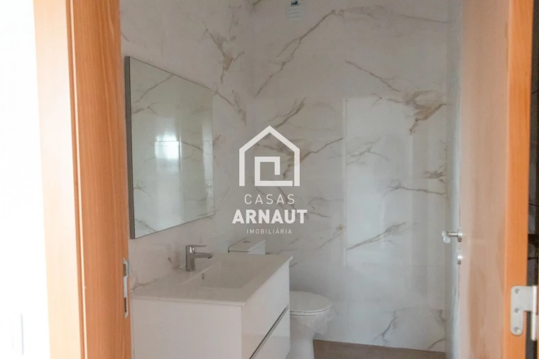 Moradia T4 para Venda em Pombal Foto 18