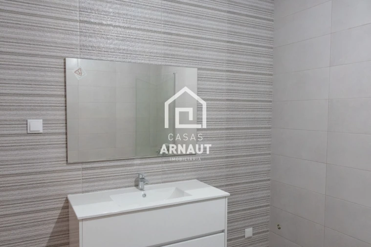 Moradia T4 para Venda em Pombal Foto 15