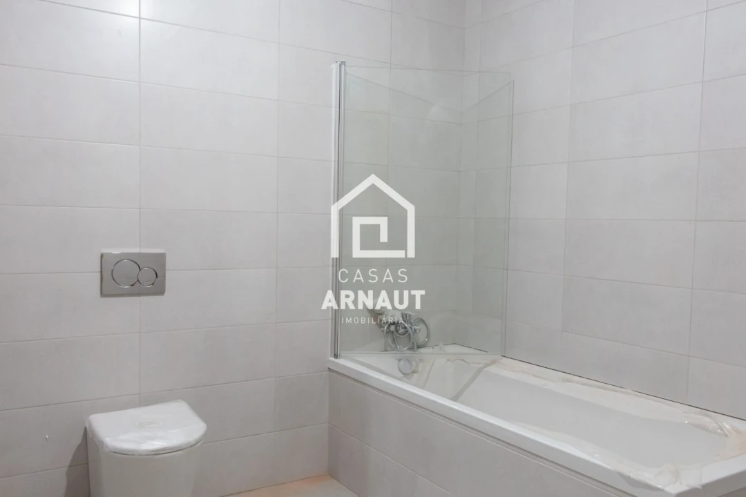 Moradia T4 para Venda em Pombal Foto 14