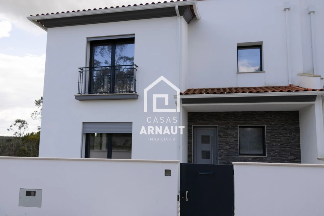 Moradia T4 para Venda em Pombal Foto 8