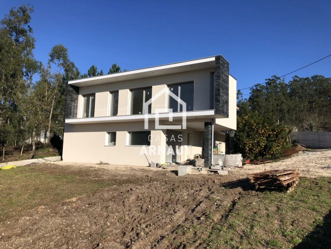 Moradia T3 para Venda em Pombal Foto 30