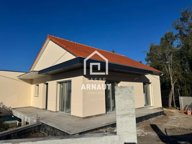 Moradia T3 para Venda em Pombal Foto 1