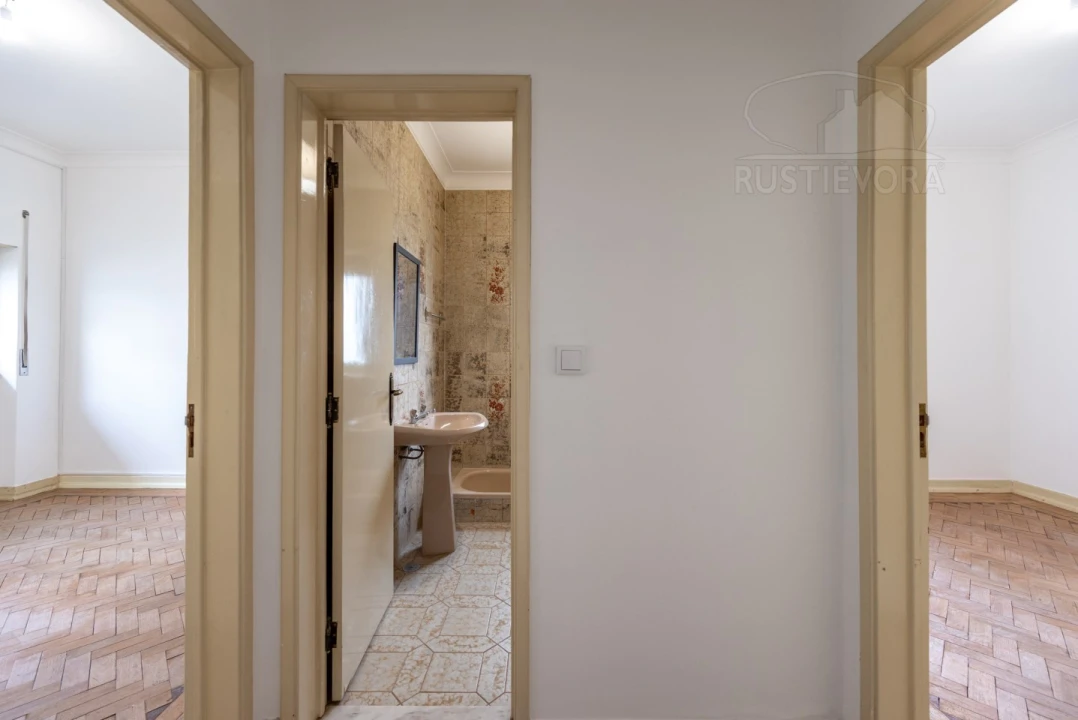 Moradia T2 para Arrendamento em Bacelo e Senhora da Saúde Foto 7