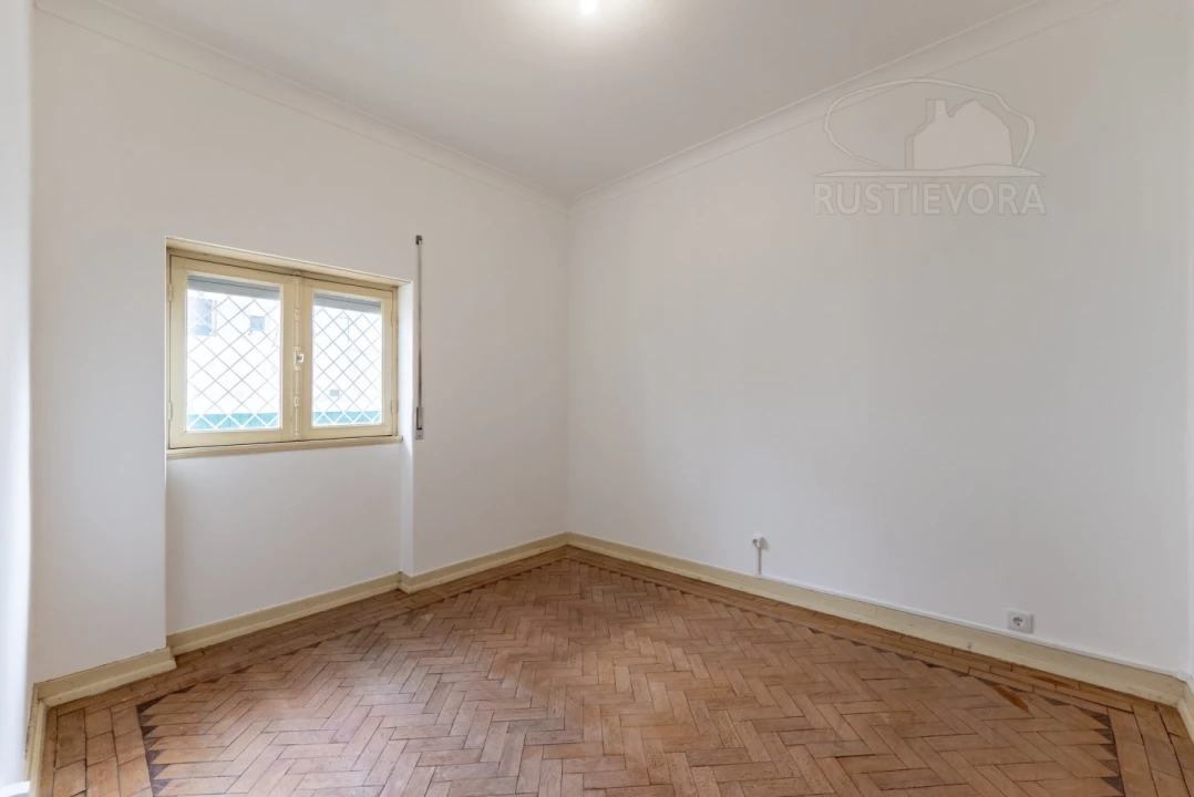 Moradia T2 para Arrendamento em Bacelo e Senhora da Saúde Foto 9