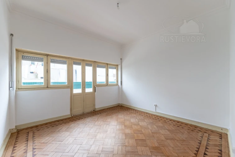 Moradia T2 para Arrendamento em Bacelo e Senhora da Saúde Foto 14