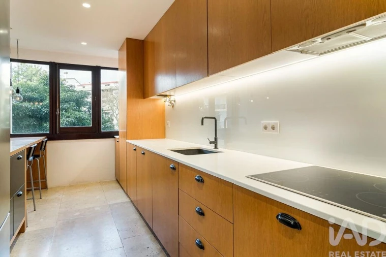 Apartamento T4 para Arrendamento em Águas Livres Foto 3