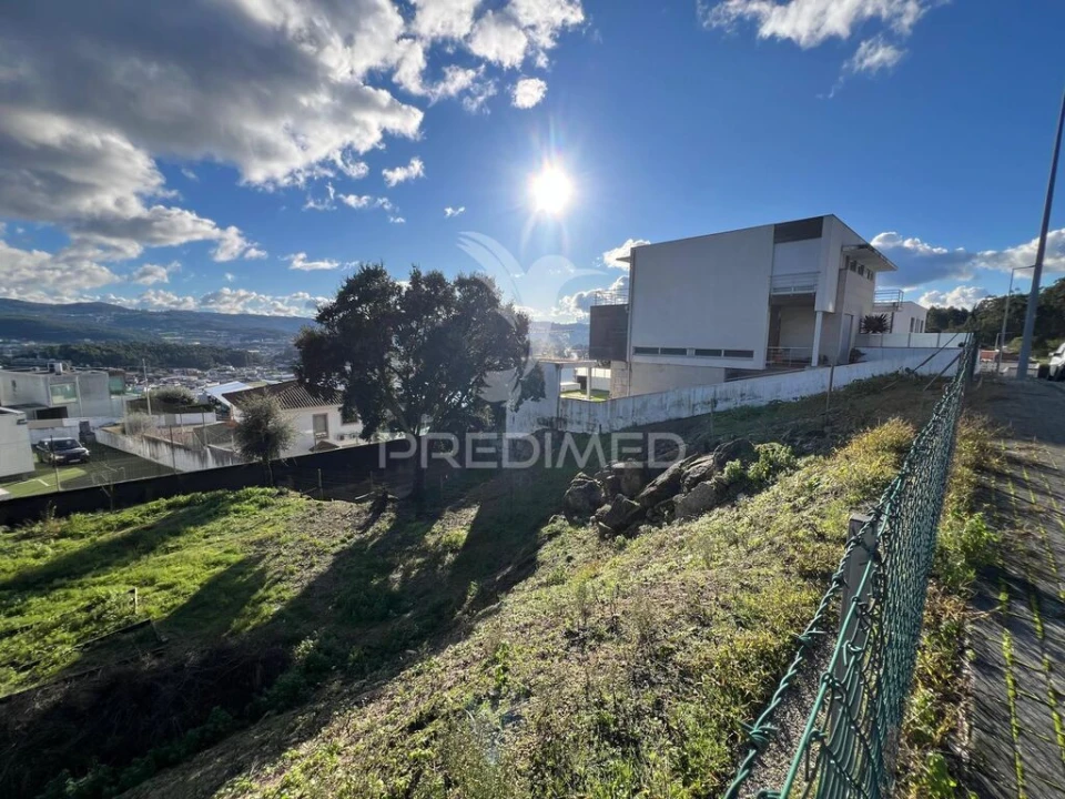 Terreno para Venda em Moreira de Conegos Foto 8
