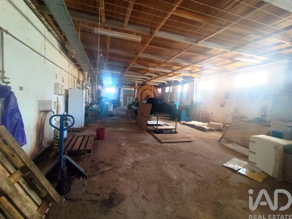 Loja para Venda em Terrugem e Vila Boim Foto 23