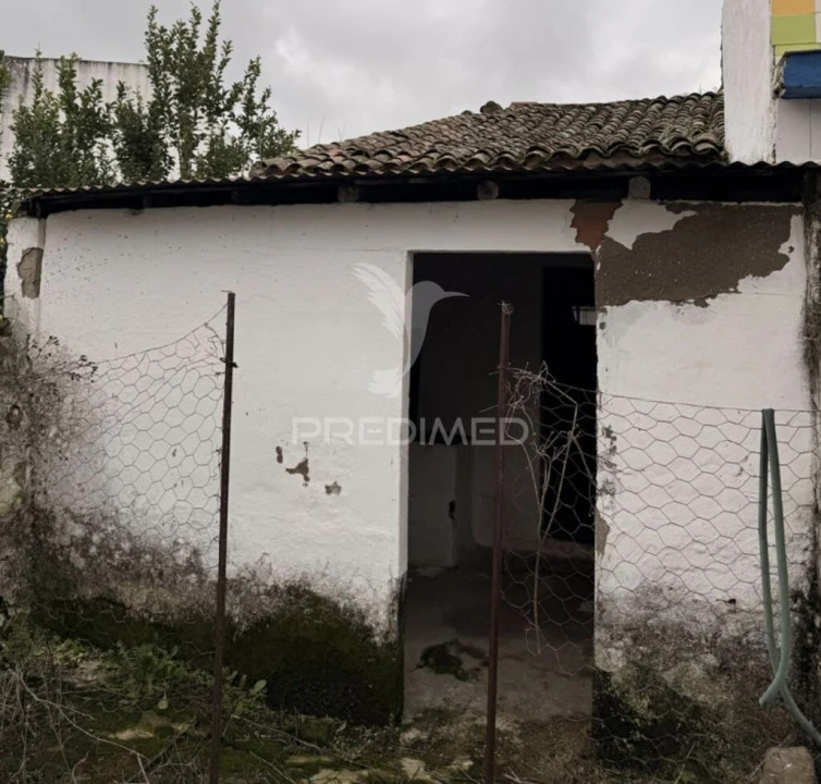 Moradia T1 para Venda em Cuba Foto 14