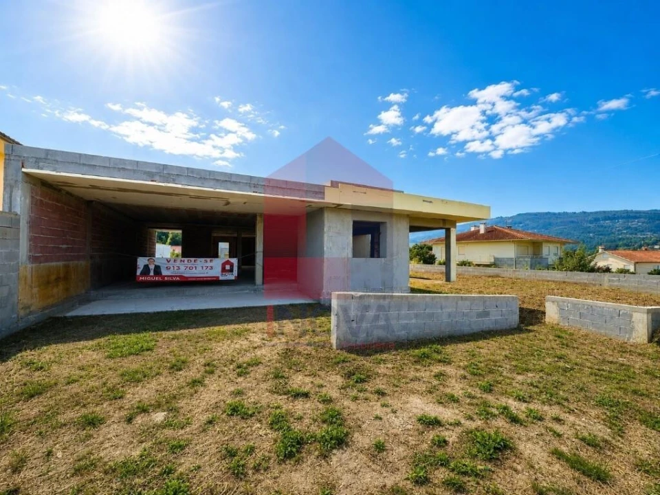 Moradia T3 para Venda em Gandra Foto 1