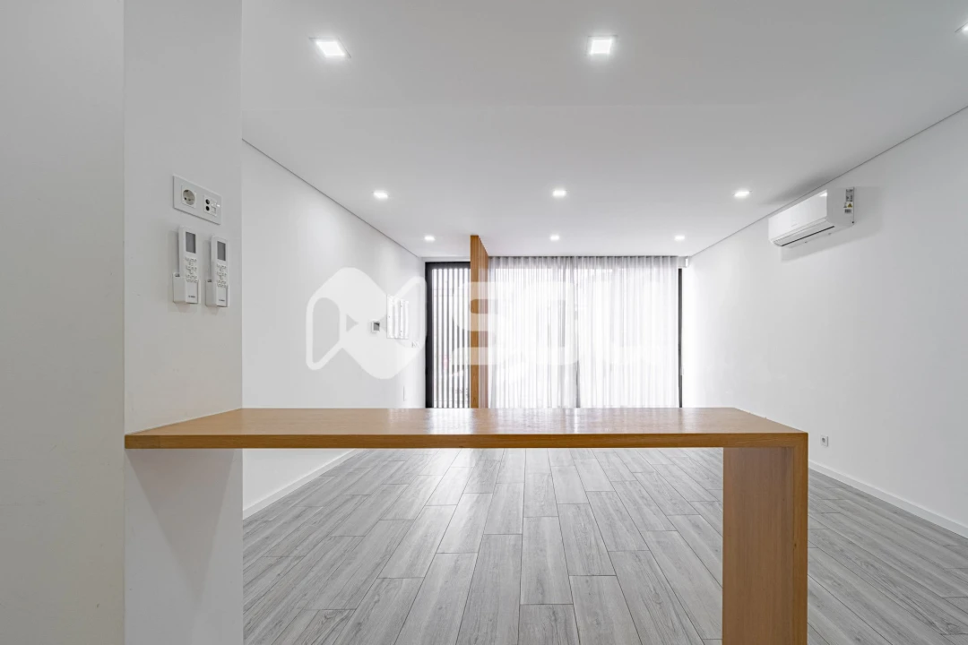 Apartamento T1 para Venda em Marco Foto 7