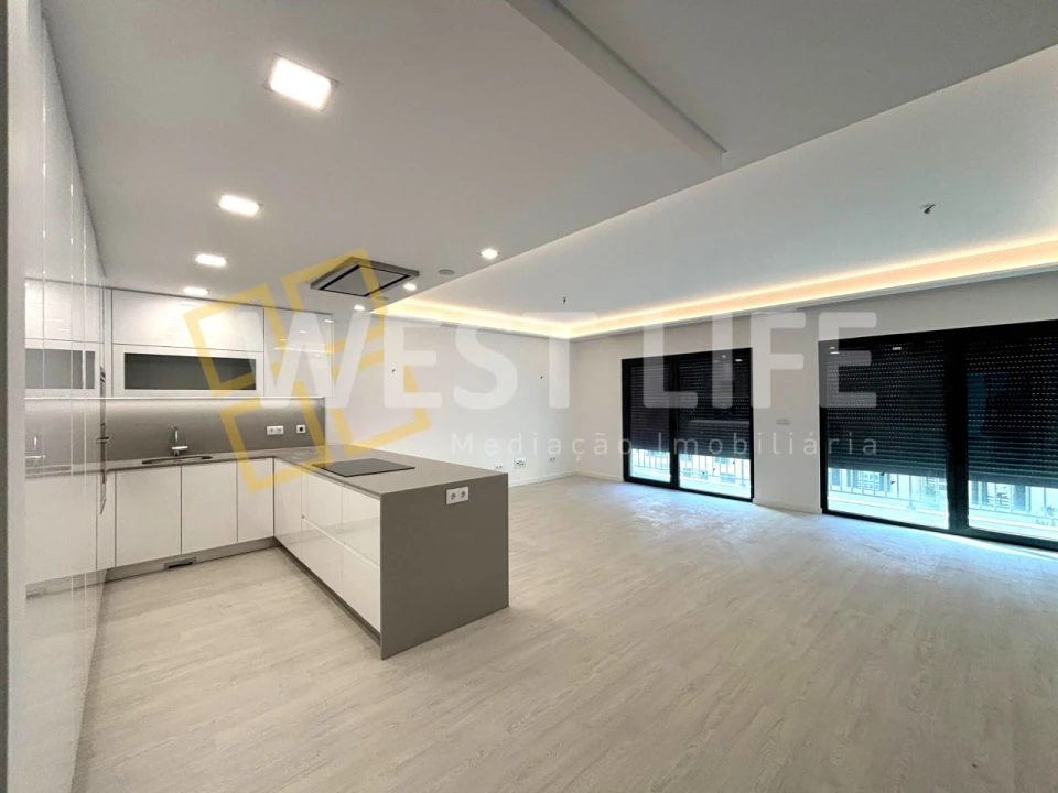 Apartamento T3 para Venda em Ericeira Foto 1