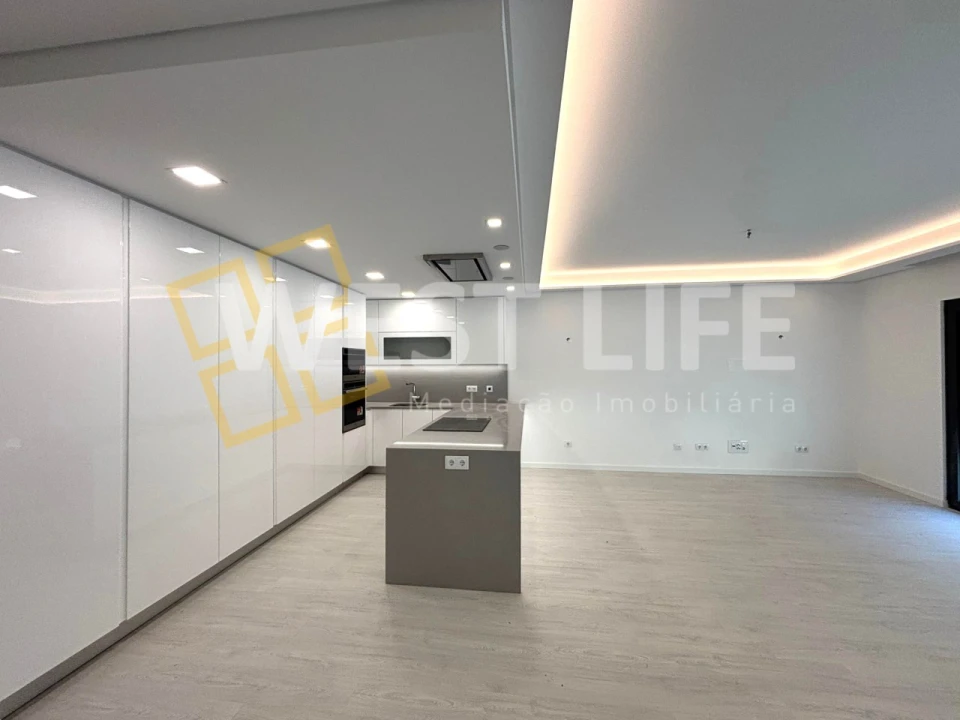 Apartamento T3 para Venda em Ericeira Foto 2