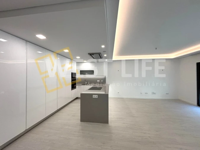 Apartamento T3 para Venda em Ericeira Foto 2