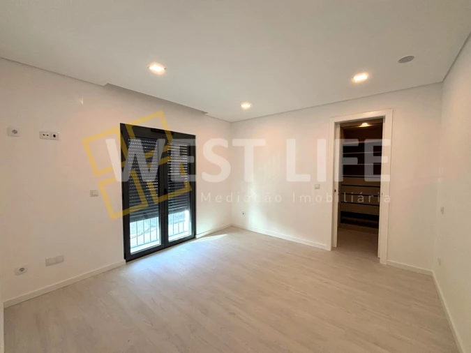 Apartamento T3 para Venda em Ericeira Foto 8