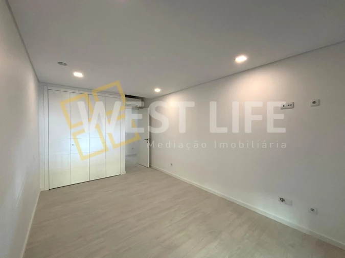 Apartamento T3 para Venda em Ericeira Foto 12