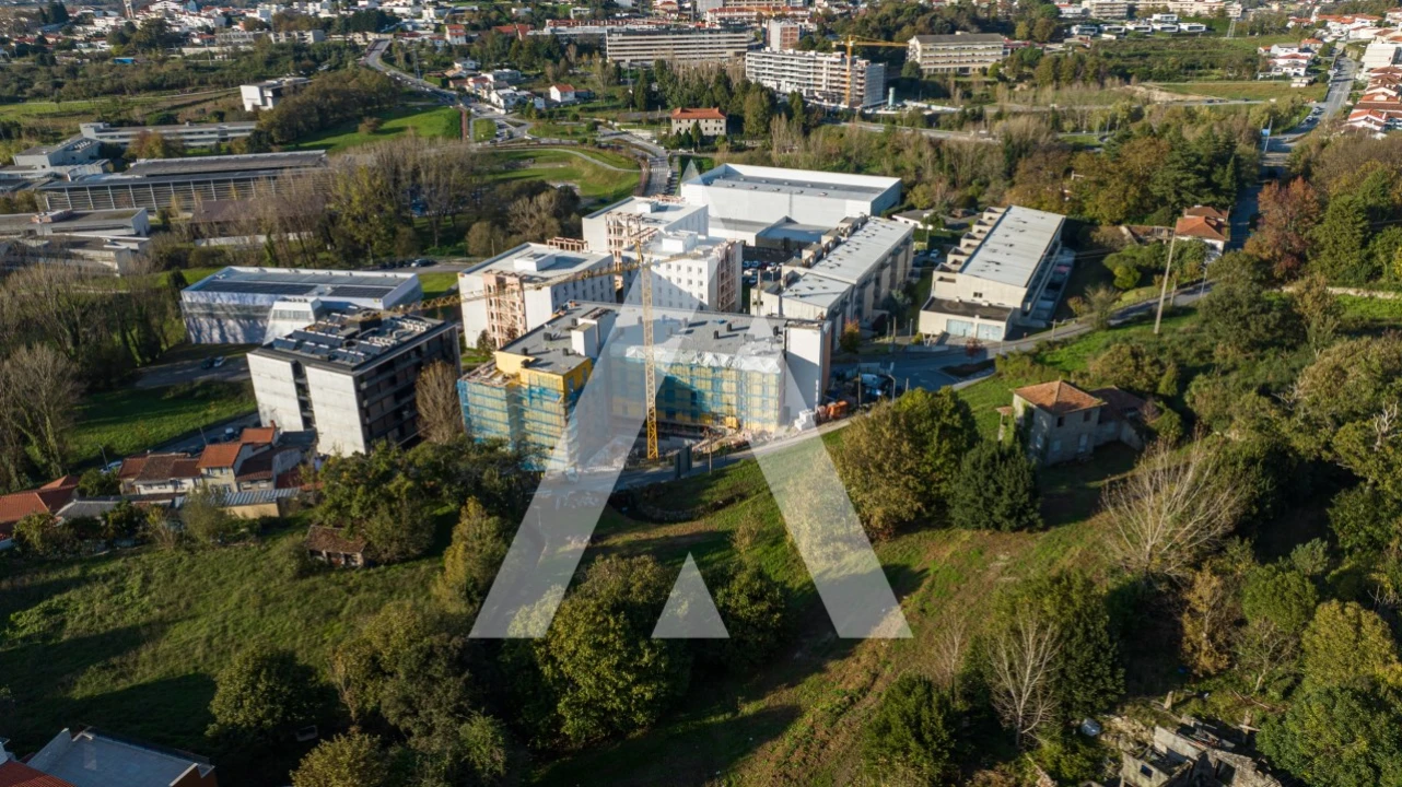 Apartamento T1 para Venda em Azurem Foto 23