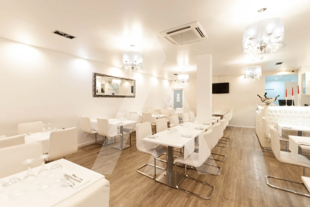 Negócio para Venda em Arrifana Foto 3