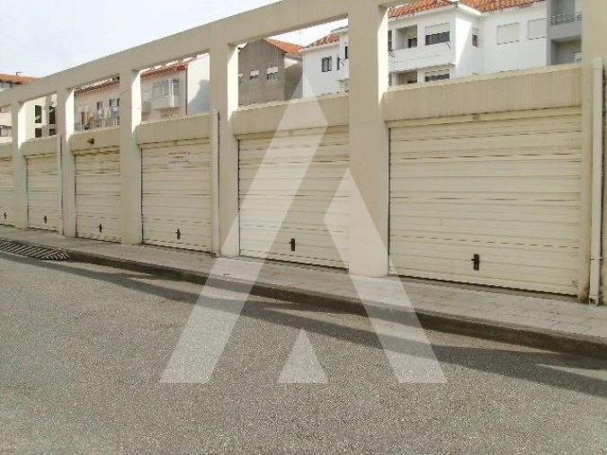 Garagem para Venda em Glória e Vera Cruz Foto 2