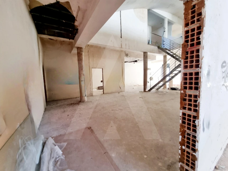 Loja para Venda em Esgueira Foto 9