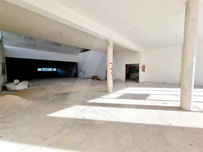 Loja para Venda em Esgueira Foto 6