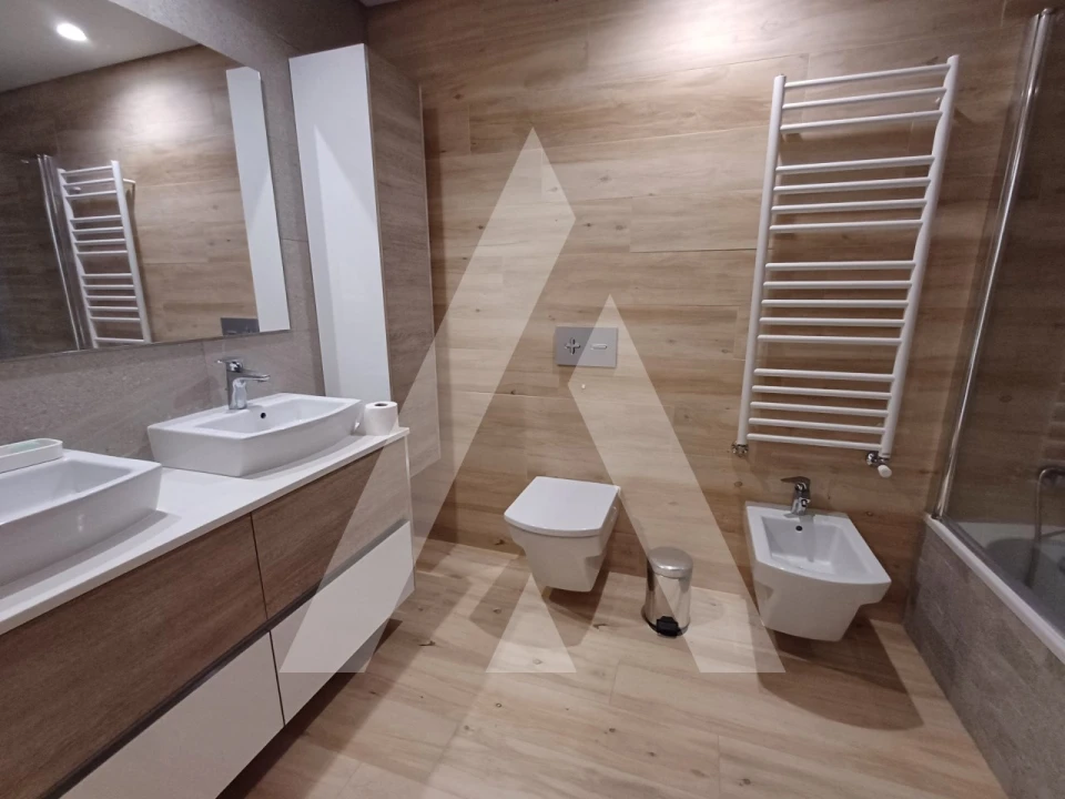 Apartamento T2 para Arrendamento em Aradas Foto 16