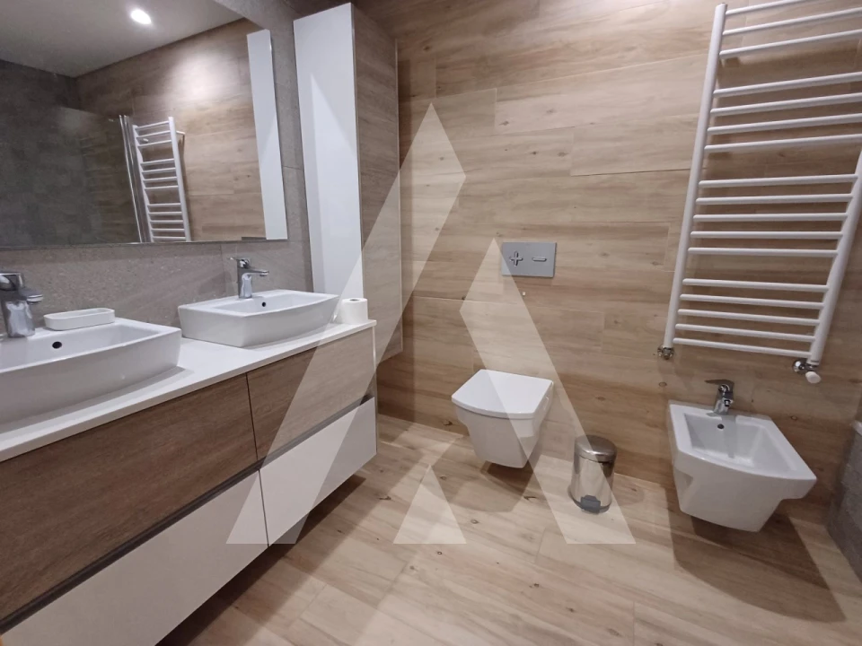 Apartamento T2 para Arrendamento em Aradas Foto 18