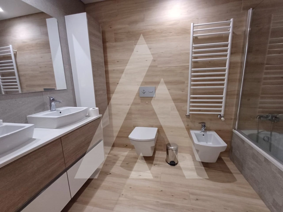 Apartamento T2 para Arrendamento em Aradas Foto 15