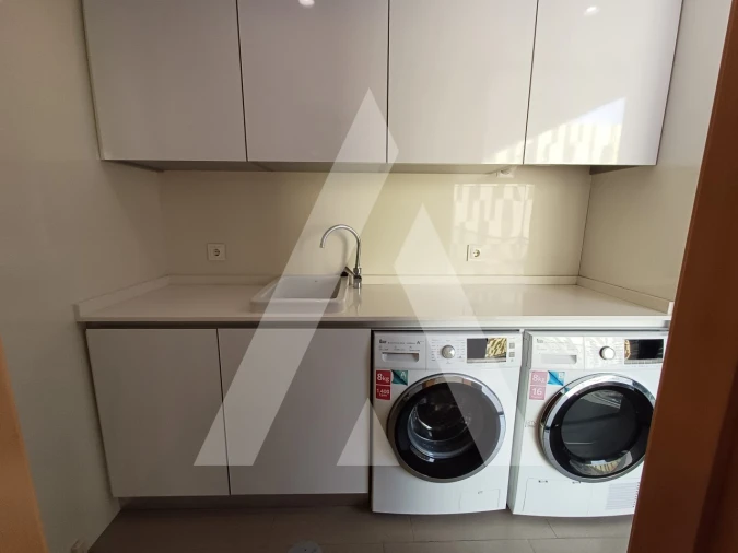 Apartamento T2 para Arrendamento em Aradas Foto 5