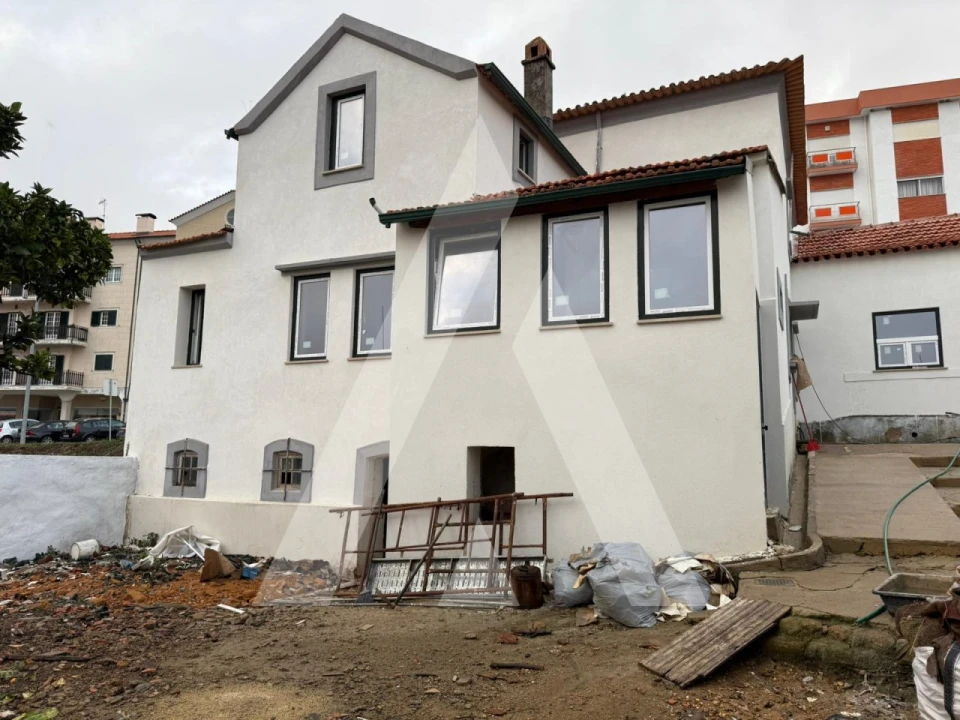 Moradia T4 para Venda em Oliveira do Bairro Foto 3