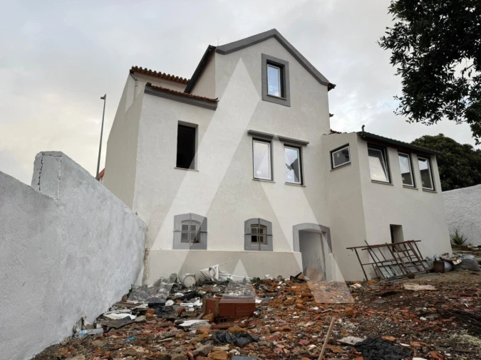 Moradia T4 para Venda em Oliveira do Bairro Foto 4