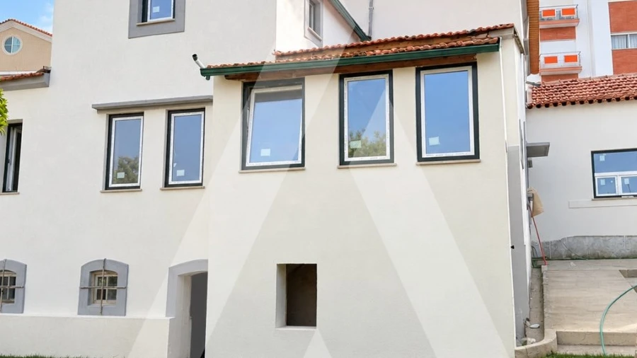 Moradia T4 para Venda em Oliveira do Bairro