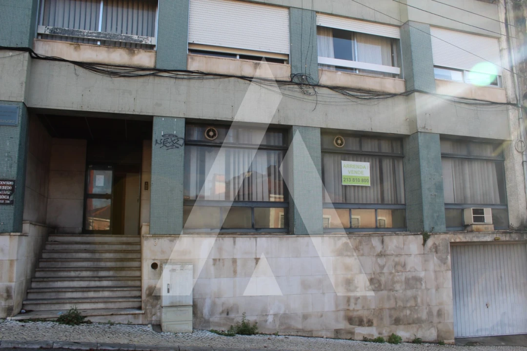 Loja para Venda em Sé Nova, Santa Cruz, Almedina e São Bartolomeu Foto 24