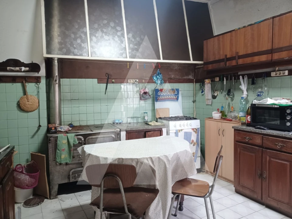 Moradia T2 para Venda em Abraveses Foto 7