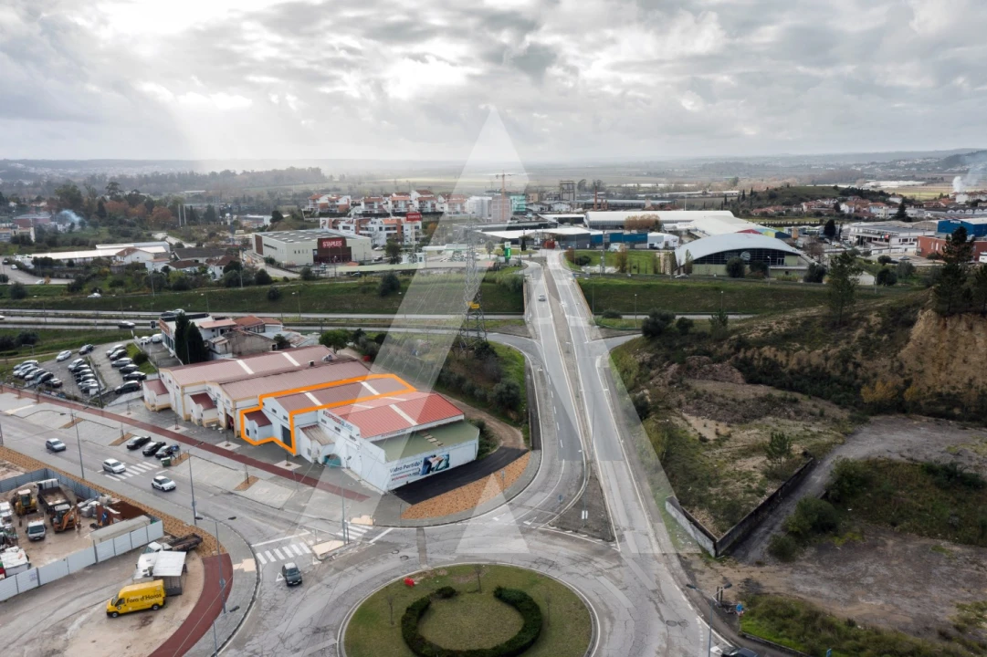 Negócio para Arrendamento em Eiras e São Paulo de Frades Foto 22
