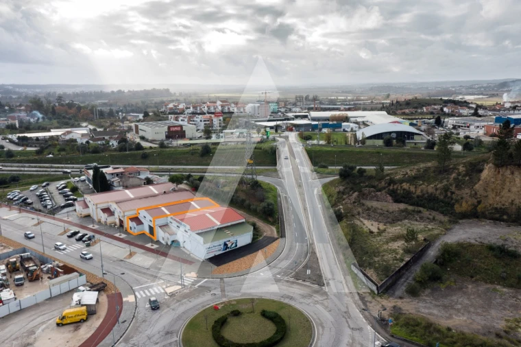 Negócio para Arrendamento em Eiras e São Paulo de Frades Foto 22