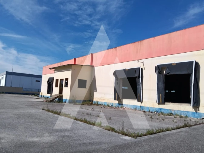 Armazém para Arrendamento em Gafanha da Encarnação Foto 10