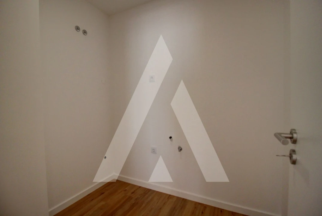 Apartamento T2 para Venda em Poiares (Santo Andre) Foto 12