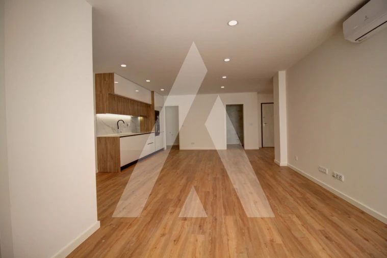 Apartamento T2 para Venda em Poiares (Santo Andre) Foto 10