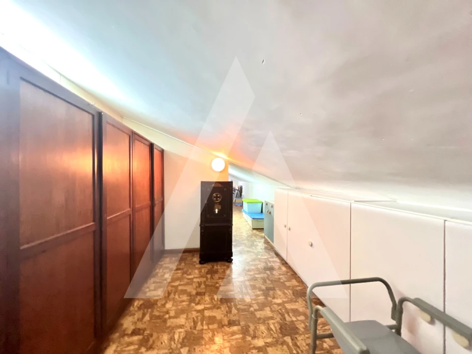 Apartamento T4 para Venda em São João da Madeira Foto 45