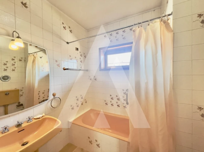 Apartamento T4 para Venda em São João da Madeira Foto 21